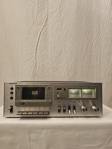 Hitachi - D-220 Audiocassette deck, Nieuw