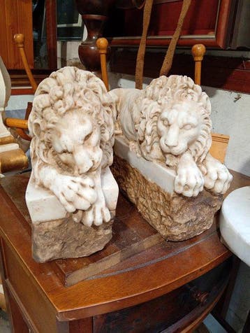sculptuur, Coppia di leoni sdraiati - 20 cm - Marmer, Steen, Antiek en Kunst