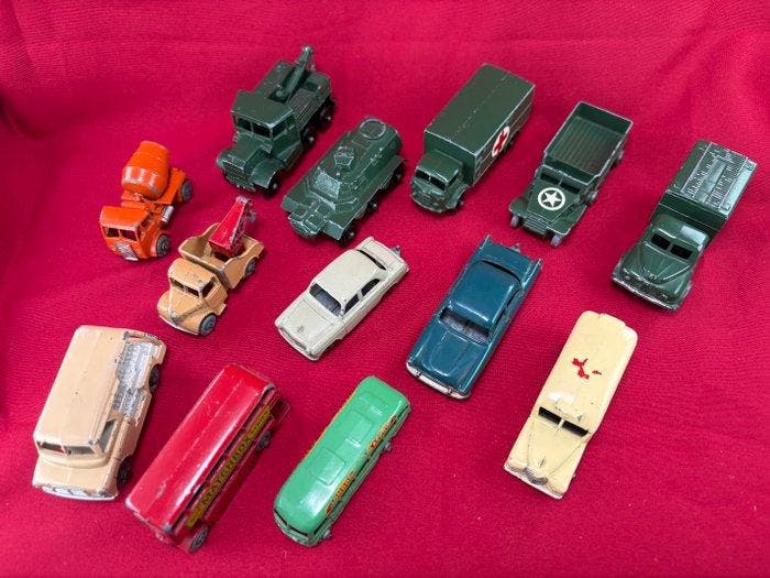 Matchbox, Lesney 1:64 - Modelauto (13) - Matchbox/Lesney, Hobby en Vrije tijd, Modelauto's | 1:5 tot 1:12