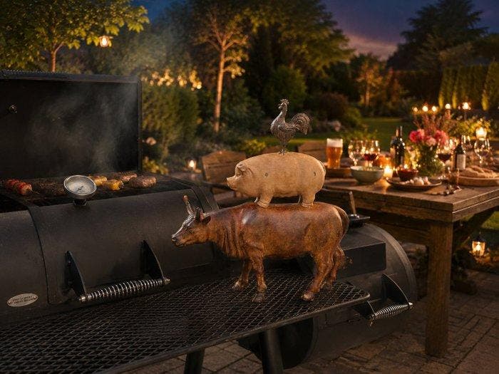 Beeld, BBQ / Farm Animal Sculpture - 42 cm - mgo, Antiek en Kunst, Curiosa en Brocante