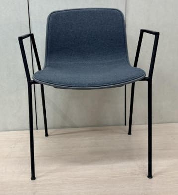 HAY AAC 19 - Donkergrijs (Stoel), Huis en Inrichting, Stoelen, Ophalen of Verzenden, Zo goed als nieuw