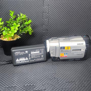 Sony DCR-TRV6E PAL Mini DV-DV camera