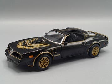 Greenlight Collectibles 1:24 - Modelauto - Pontiac Firebird, Nieuw