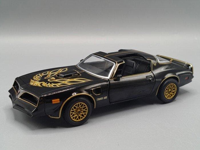 Greenlight Collectibles 1:24 - Modelauto - Pontiac Firebird, Hobby en Vrije tijd, Modelauto's | 1:5 tot 1:12