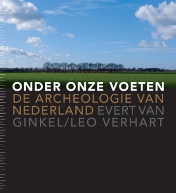 Onder onze voeten - Leo Verhart 9789035132078, Boeken, Verzenden, Zo goed als nieuw, Leo Verhart
