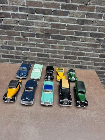 Solido 1:43 - Modelauto (10), Nieuw
