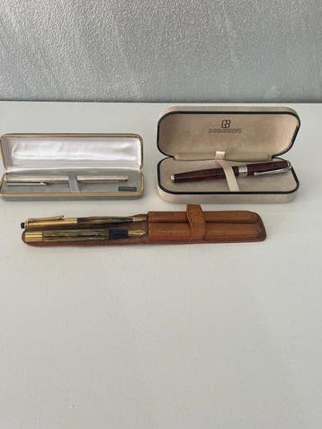 Bureauset - Pelikan 500 set with no pen cap and two, Nieuw