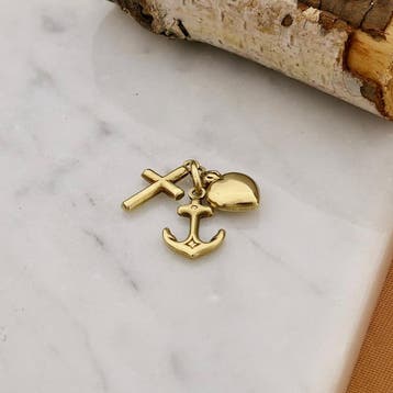 Gouden hanger; Geloof hoop en liefde. (Hanger of bedel), Ophalen of Verzenden, Gebruikt, Goud, Overige merken