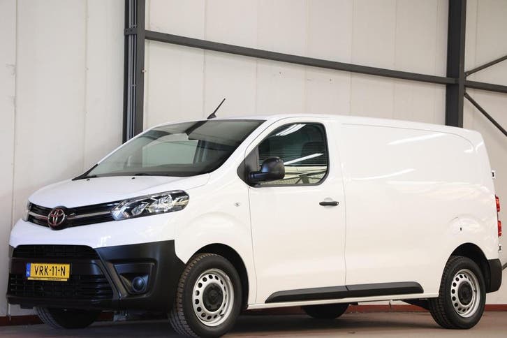 Toyota ProAce Worker 2.0 D-4D 2500KG TREKVERMOGEN