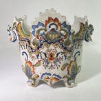 Jardinière - veelkleurige bloem- en volutenmotieven -, Antiek en Kunst