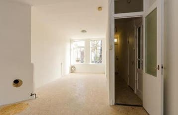 Te Huur 1 Kamer Appartement Van Beuningenplein In Amsterdam, Huizen en Kamers, Huizen te huur, Direct bij eigenaar, Appartement