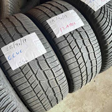 2 x Continental WinterContact 215-40-17 Winterbanden 5,5mm, Auto-onderdelen, 17 inch, Band(en), Personenwagen, Gebruikt