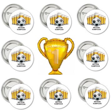 Voetbal set met 1 grote folie ballon en 8 buttons Wij zijn K, Ophalen of Verzenden, Nieuw, Overige typen