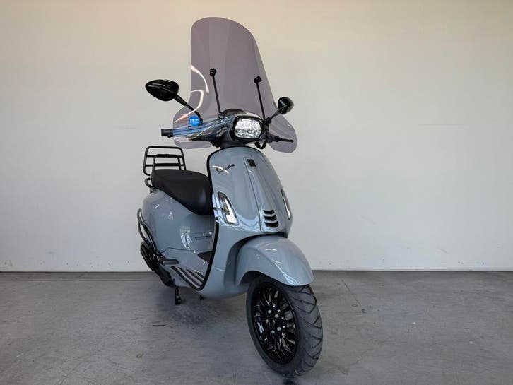 Vespa Sprint Brom 45km/h, BWJ 2018, Nardo Grey, Fietsen en Brommers, Scooters | Vespa, Maximaal 45 km/u, Benzine, Gebruikt, Ophalen of Verzenden
