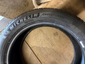 2x Michelin CrossClimate 2 SUV 235/50 R19 VOL All Season, Auto-onderdelen, Banden en Velgen, Gebruikt, 235 mm, All Season, Band(en)