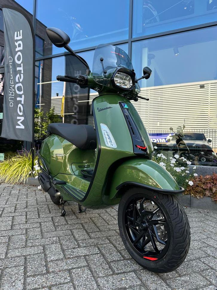 Vespa inclusief accessoires (Primavera en Sprint S), Fietsen en Brommers, Scooters | Vespa, Maximaal 45 km/u, Vespa S, Benzine