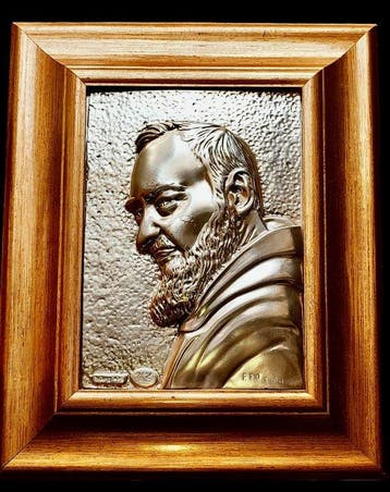 Antieke lijst van Padre Pio - 30 x 37 cm - Verzilverd -, Antiek en Kunst, Antiek | Boeken en Bijbels