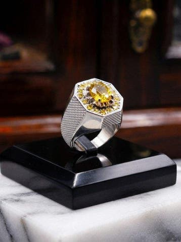 Zonder minimumprijs - Ring Zilver, Natuurlijke gele saffier, Nieuw
