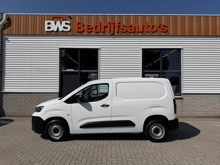Peugeot - Partner - Bestelauto - 1.2 PureTech Premium /, Auto's, Bestelauto's, Handgeschakeld, Benzine, Wit, Peugeot, Ophalen of Verzenden