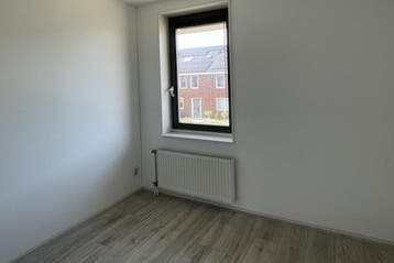 Huis Nabuccostraat in Apeldoorn, Gelderland, Overige soorten, Via bemiddelaar, Apeldoorn