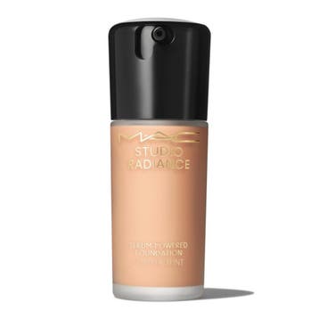 MAC Cosmetics - Studio Radiance Serum Foundation - NW25, Ophalen of Verzenden, Nieuw, Gehele gezicht, Make-up