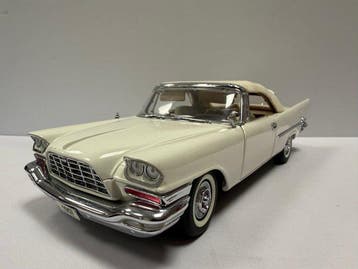 Danbury Mint 1:24 - Modelauto - 1957 Chrysler 300C, Hobby en Vrije tijd, Nieuw
