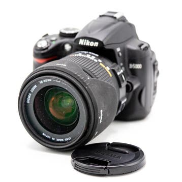 Nikon D5000 + Sigma 18-55mm f/2.8-4.5 (occ_6569), Audio, Tv en Foto, Ophalen of Verzenden, Gebruikt, Spiegelreflex, Nikon