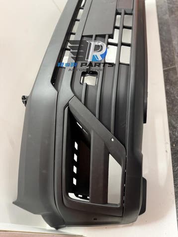 Bumper - Ongespoten Ruw - 4x PDC uitsparing - Vw Crafte..., Auto-onderdelen, Verzenden, Nieuw, Deur