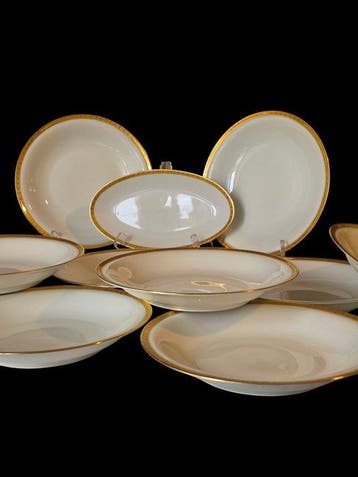Ets Tiffonet & Cie - porcelaine française au chateau -