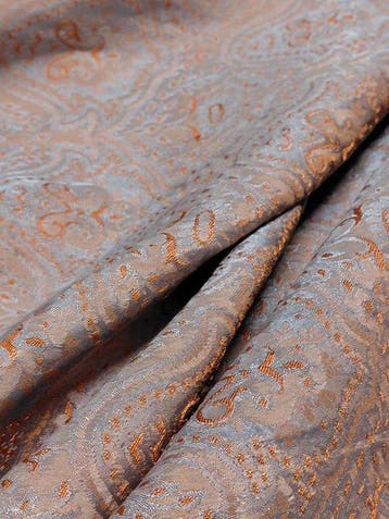 Tessuto in Misto Seta Castello del Barro – Effetto Broccato, Antiek en Kunst, Curiosa en Brocante