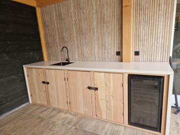 buitenkeuken steigerhout op maat  gemaakt, Nieuw