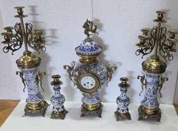 Pendule (5) - - Verguld messing, Verguld brons - 1850-1900
