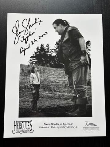 Hercules - Gesigneerde foto Glenn Shadix (Typhon), Ophalen of Verzenden, Nieuw, Film, Foto of Kaart