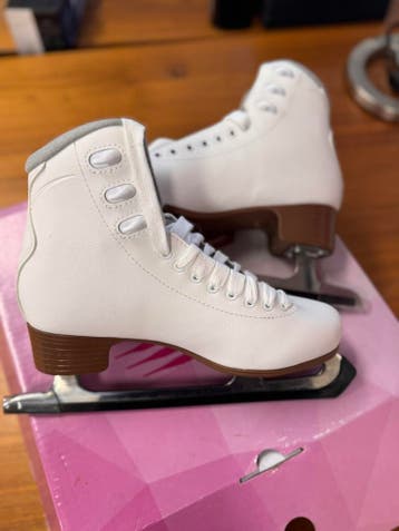 Graf Tango 2 kunstschaatsen maat 39, Sport en Fitness, Schaatsen, Overige merken, Nieuw, Ophalen of Verzenden, Kunstschaatsen
