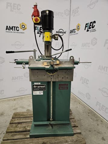 Multico vierkantgat boormachine, Ophalen