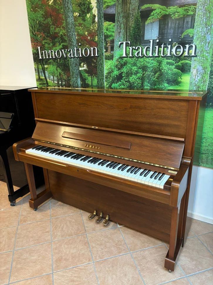 Yamaha U-1 - Noten Satijn * Prachtige piano *, Muziek en Instrumenten, Piano's, Bruin, Zo goed als nieuw, Piano, Verzenden