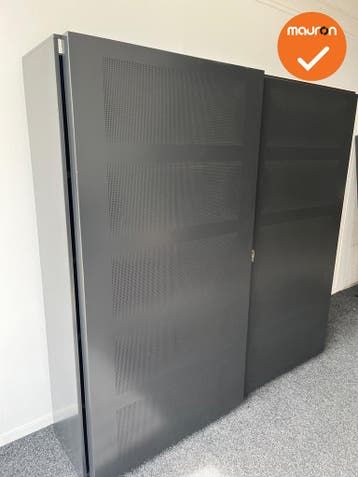Ahrend schuifdeurkast - akoestisch - 195x160x45cm - Zwart, Werkplek, Ophalen of Verzenden, Gebruikt, Kast