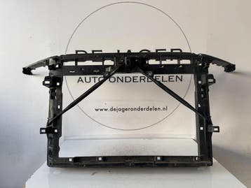 SKODA OCTAVIA 3 VOORFRONT FRONT 5E0805588, Ophalen, Gebruikt, Voor, Skoda