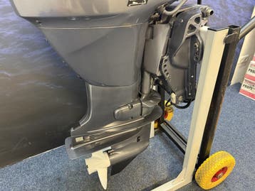 “ Yamaha 60 pk buitenboordmotor | Nieuwstaat | 360 uur “, Watersport en Boten, Viertaktmotor, Ophalen of Verzenden, Zo goed als nieuw