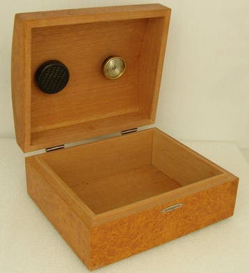 Silver Match - Zonder minimumprijs - Sigarendoos - Hout -, Verzamelen, Nieuw