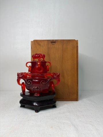 Wierookhouder met deksel in Chinese stijl, rood doorzichtig