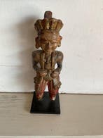 Corbel standing deity/figure - Hout - India - 19th centuryw