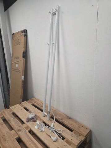 Elektrische Handdoekradiator TVS ELDO 2 Wit 140 x 13,5 cm –, Ophalen of Verzenden, Nieuw, Bad