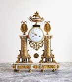 Portico klok Louis XVI - Verguld brons - 1790