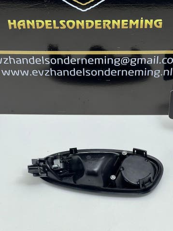 Portiergreep 4 deur rechts voor Seat Leon 2010 Art.5P0837114, Gebruikt, Seat