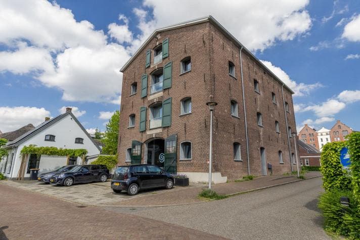 Appartement te huur in Druten - 358 m² - 7 kamer(s) - 7, Huizen en Kamers, Huizen te huur, Gelderland, Appartement