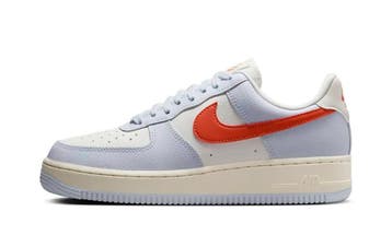 Nike Air Force 1 Low 07 Football Grey Vintage Coral (W), Kleding | Dames, Nieuw