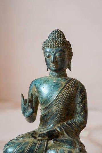 sculptuur, Bronze sculpture of Buddha Vitarka Mudra -