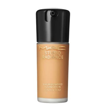 MAC Cosmetics - Studio Radiance Serum Foundation - NC45, Ophalen of Verzenden, Nieuw, Gehele gezicht, Make-up