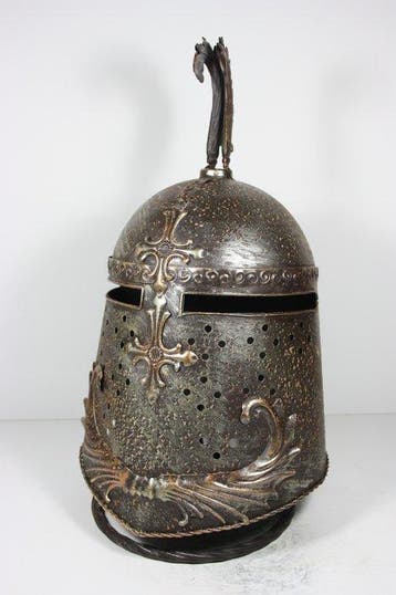 Helm - Middeleeuwen, kruisvaardersperiode - Europa - 2020+